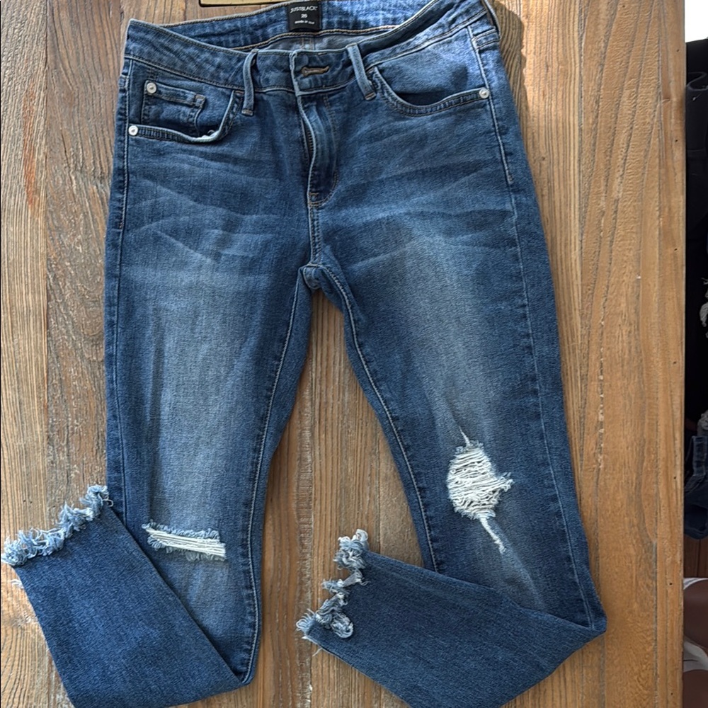 Just Black Blue Skinny Jeans with Distressed Style